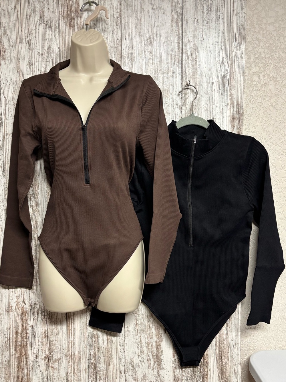 Ribbed Half-Zip Long Sleeve Bodysuit - Black And Brown